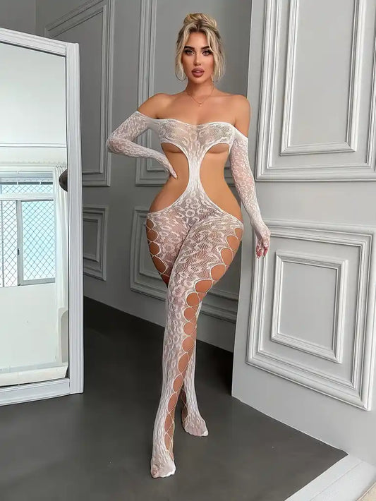 JCW 7275 White Outfit